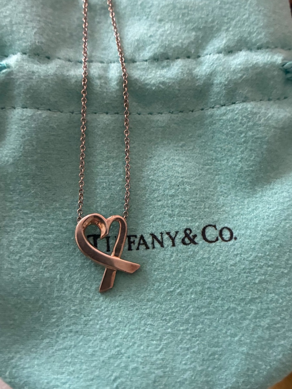 Tiffany & Co. Paloma Picasso Loving Heart Pendant Necklace Silver w Pouch & Box
